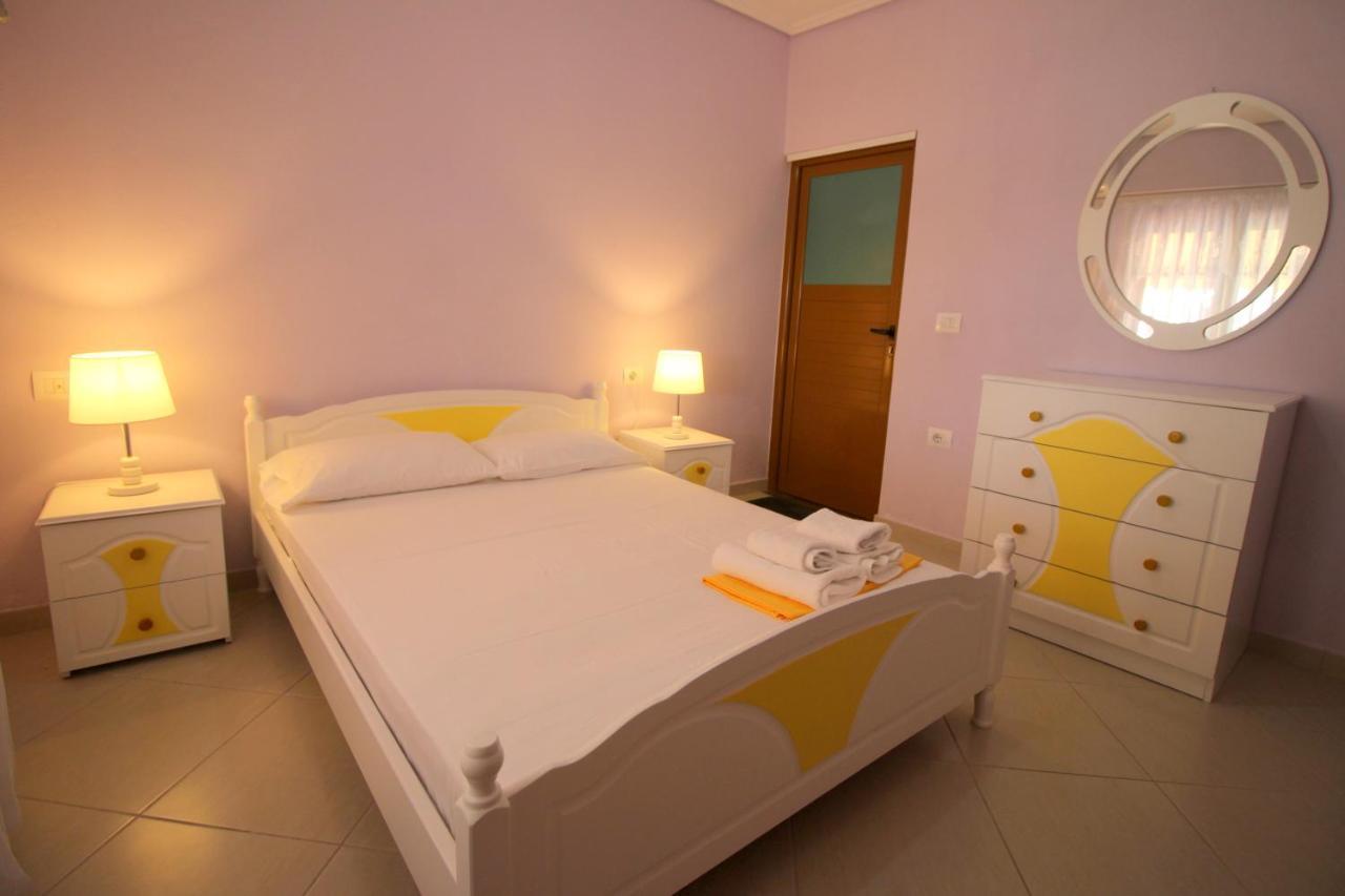 Villa 24 Саранде Екстериор снимка