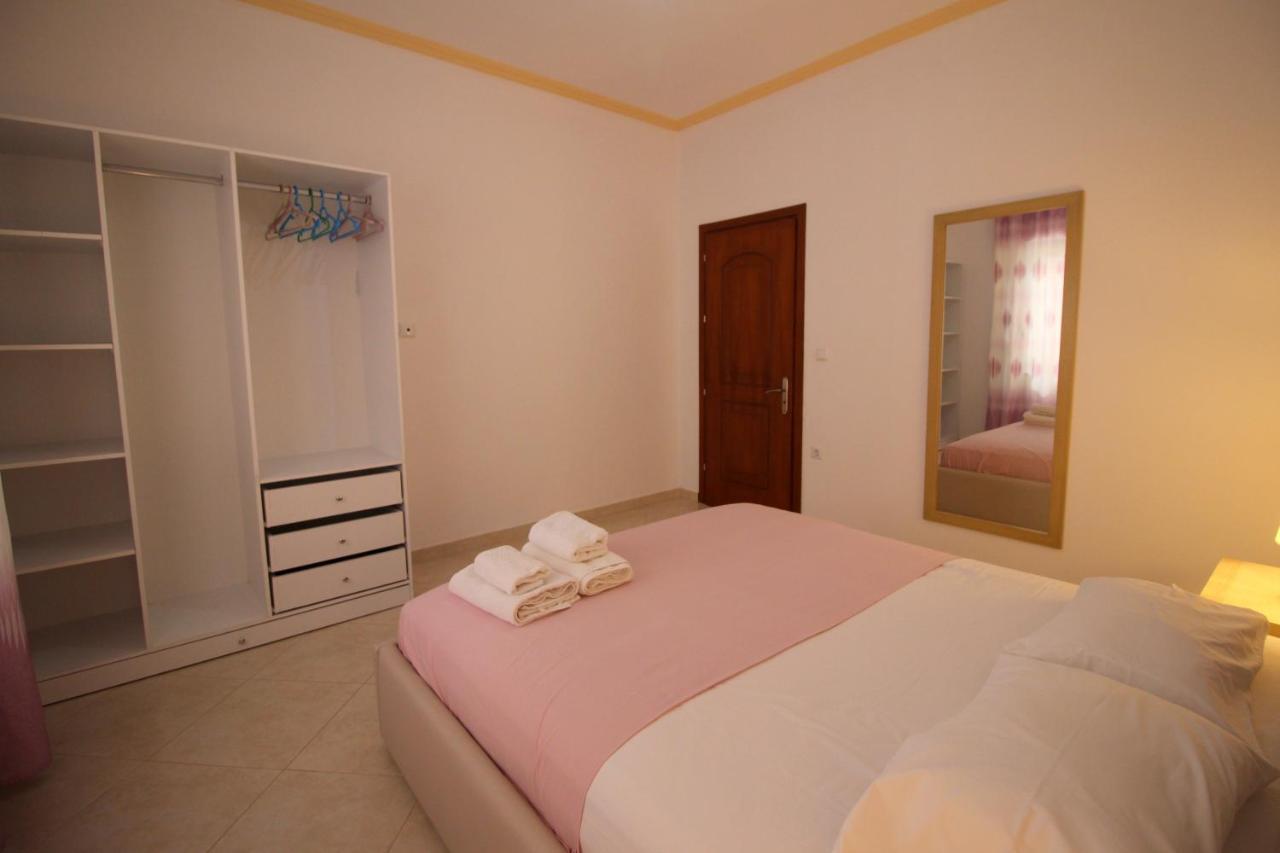 Villa 24 Саранде Екстериор снимка